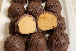 Çikolatalı Bisküvi Topları Tarifi