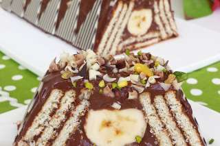 Çikolatalı Piramit Pasta Tarifi