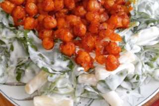 Nohutlu Makarnalı Semizotu Salatası Tarifi