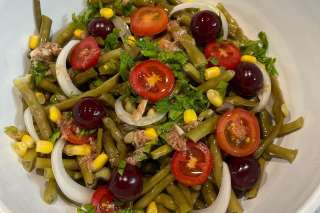 Vişneli Taze Börülce Salatası Tarifi