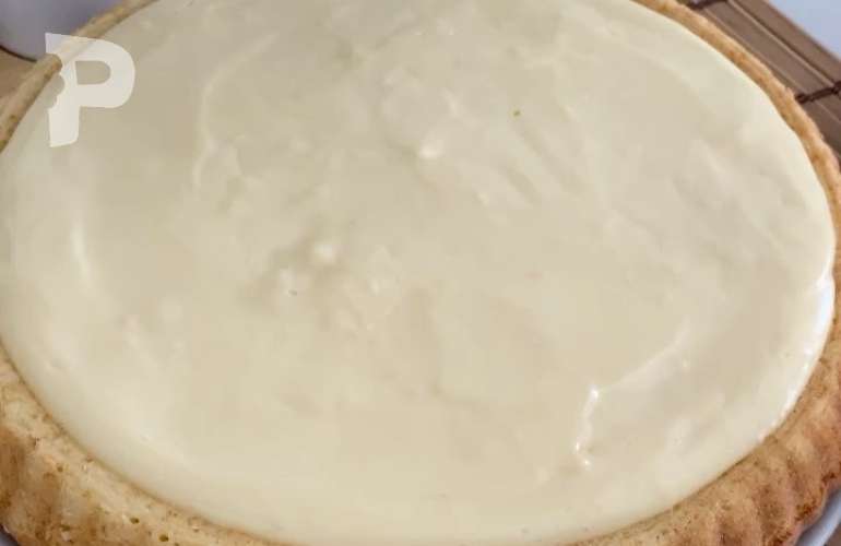 Çilekli Tart Pasta Nasıl Yapılır