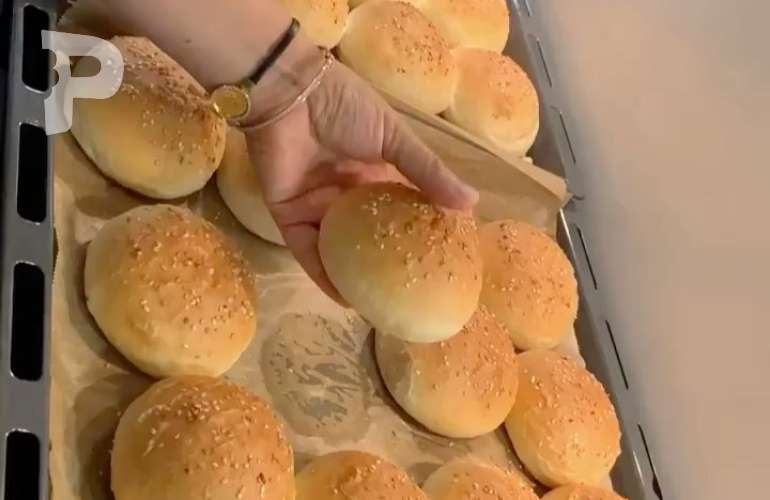 Ev Yapımı Hamburger Ekmeği Ve Köftesi Nasıl Yapılır