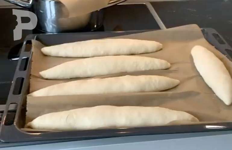 Evde Karafırın Ekmeği Nasıl Yapılır