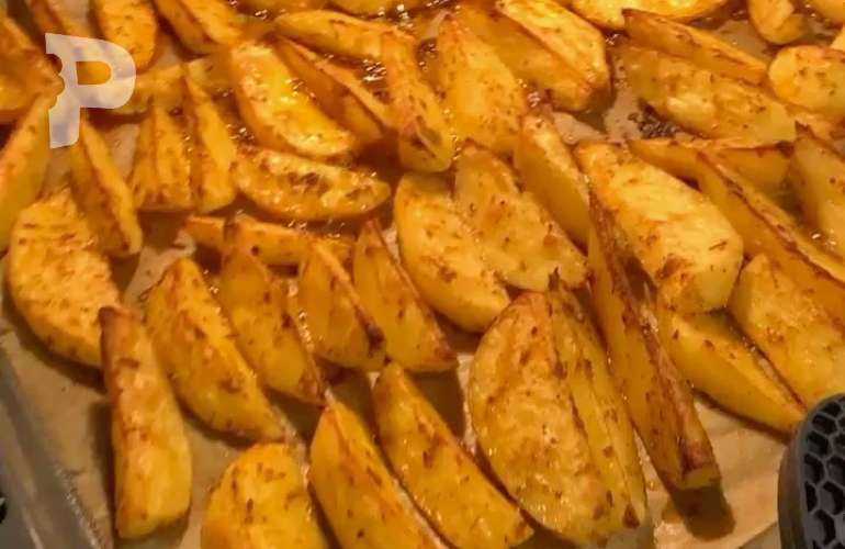 Fırında Elma Dilimli Baharatlı Patates Tarifi