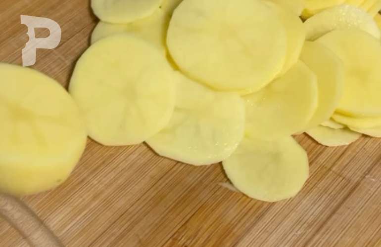 Fırında Güller Halinde Patates Nasıl Yapılır