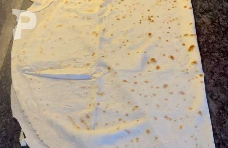 Ispanaklı Peynirli Börek Nasıl Yapılır
