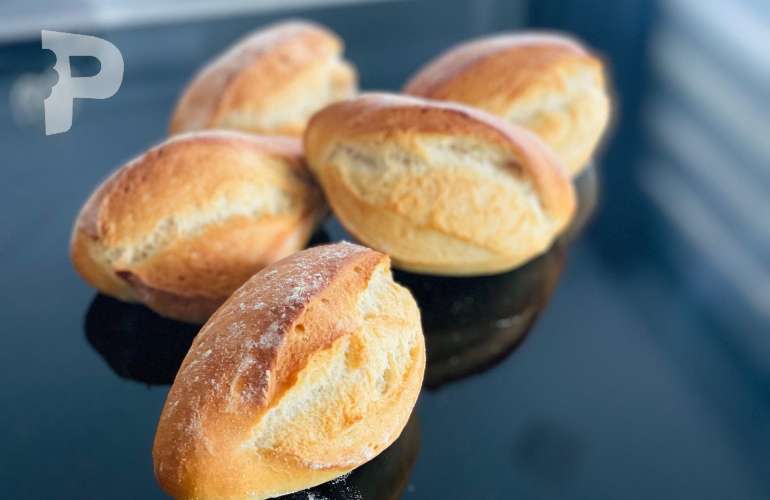 Kahvaltılık Mini Ekmekler Nasıl Yapılır