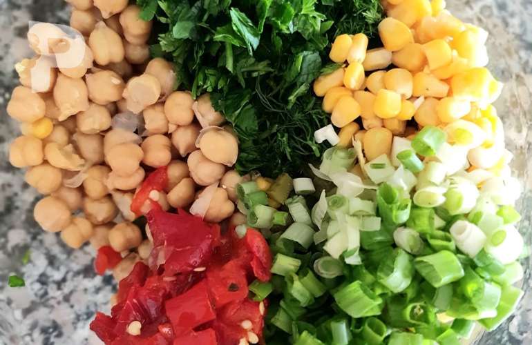 Kolay Nohut Salatası Nasıl Yapılır