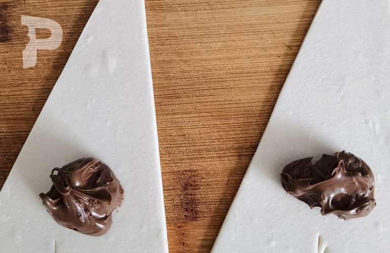 Krem Çikolatalı Kruvasan Tarifi