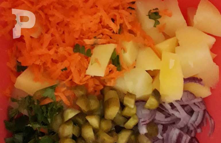 Mayonezli Patates Salatası Nasıl Yapılır