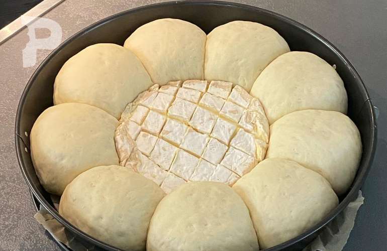 Peynirli Çiçek Ekmek Nasıl Yapılır