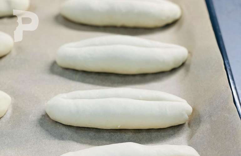 Sarımsaklı Maydanozlu Küçük Ekmekler Nasıl Yapılır