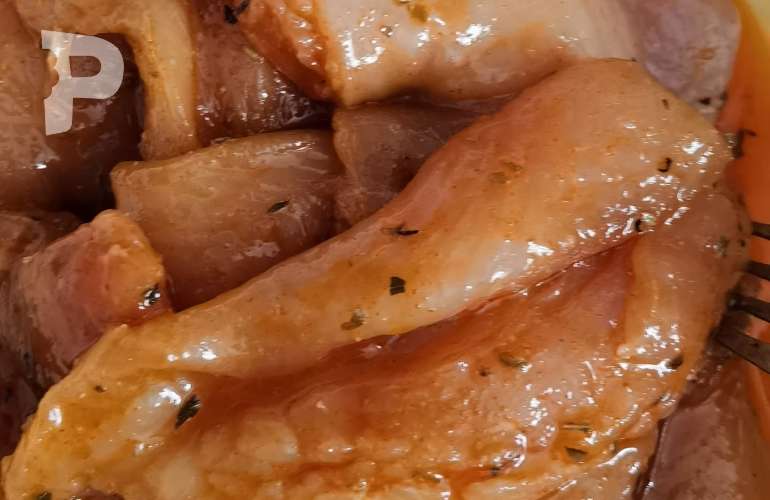Tavada Kızartılmış Tavuk Göğsü Ve Bulgur Pilavı Tarifi